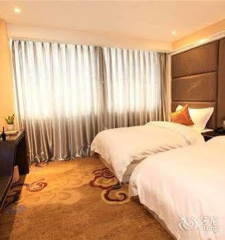 Jiayun Hotel เฉิงตู ภายนอก รูปภาพ